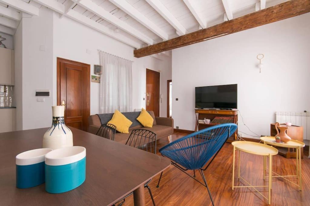 City Hall I Apartment Bilbao Eksteriør billede